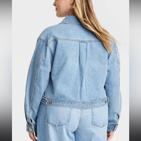 Universal Thread Cropped Denim Jacket, medium wash, XXL - Picture 2 of 4